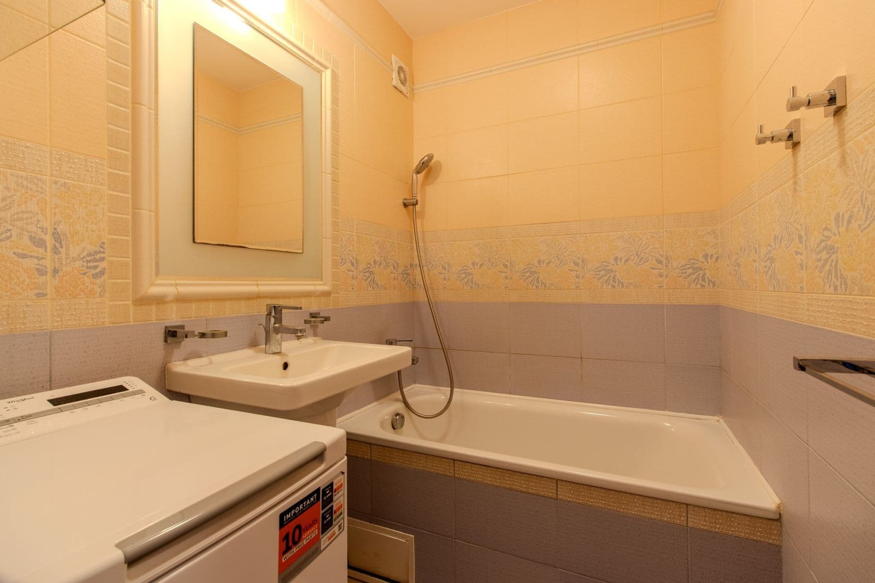 Prenájom bytu 2-izbový 43 m², Modrá, Praha, Praha Prenájom bytu 2-izbový 43 m², Modrá, Praha, Praha
