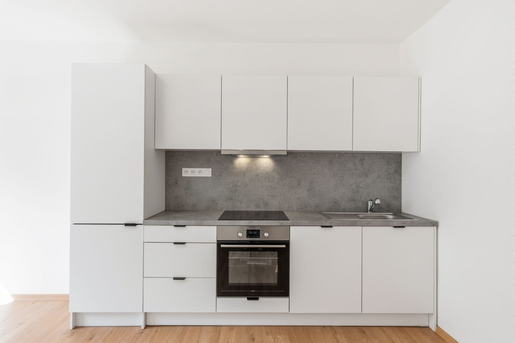 Prenájom bytu 73 m², Novovysočanská, Praha, Praha Prenájom bytu 73 m², Novovysočanská, Praha, Praha