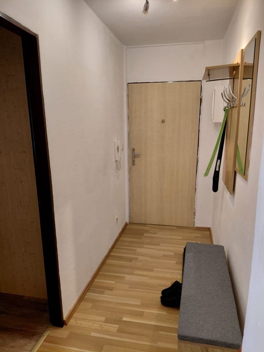 Prenájom bytu 3-izbový 63 m², Mírová, Milovice, Středočeský kraj Prenájom bytu 3-izbový 63 m², Mírová, Milovice, Středočeský kraj
