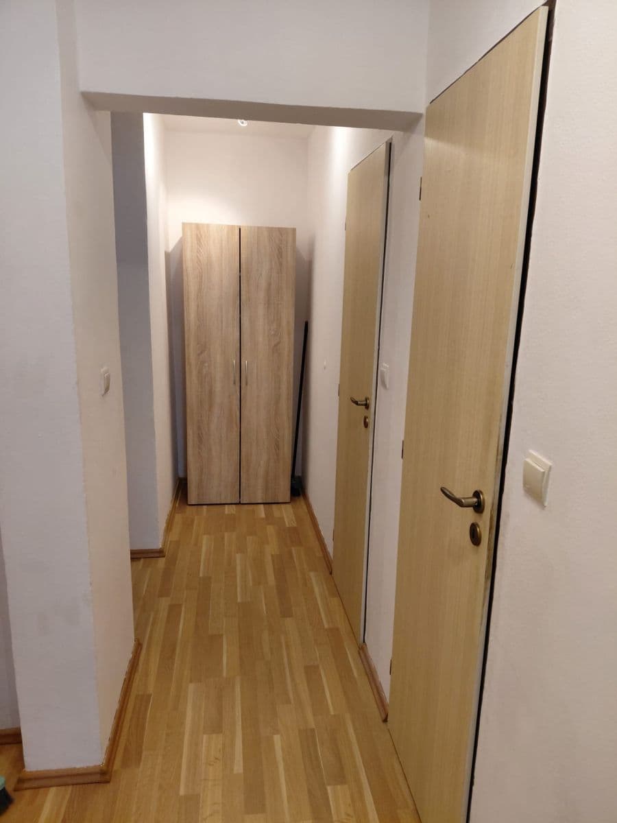 Prenájom bytu 3-izbový 63 m², Mírová, Milovice, Středočeský kraj Prenájom bytu 3-izbový 63 m², Mírová, Milovice, Středočeský kraj