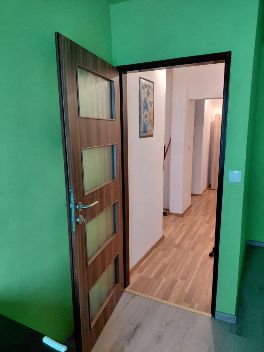Prenájom bytu 3-izbový 63 m², Mírová, Milovice, Středočeský kraj Prenájom bytu 3-izbový 63 m², Mírová, Milovice, Středočeský kraj