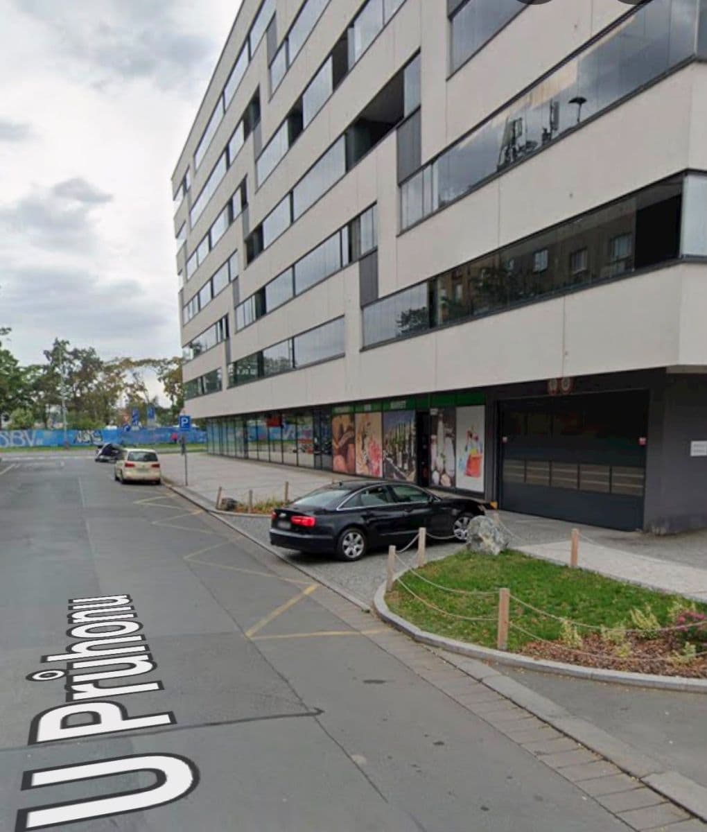 Prenájom garáže 15 m², U Průhonu, Praha, Praha Prenájom garáže 15 m², U Průhonu, Praha, Praha
