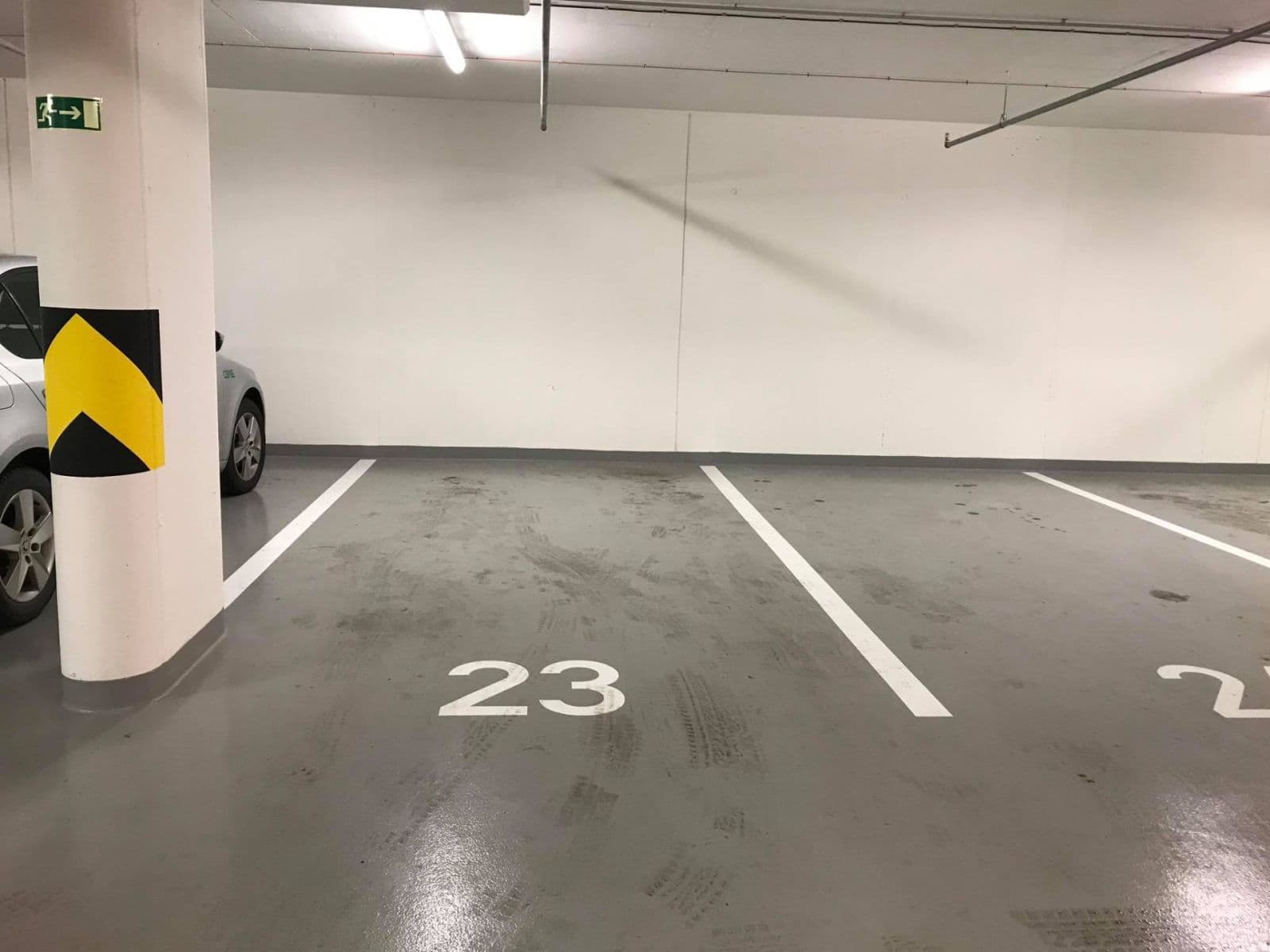 Prenájom garáže 15 m², U Průhonu, Praha, Praha Prenájom garáže 15 m², U Průhonu, Praha, Praha