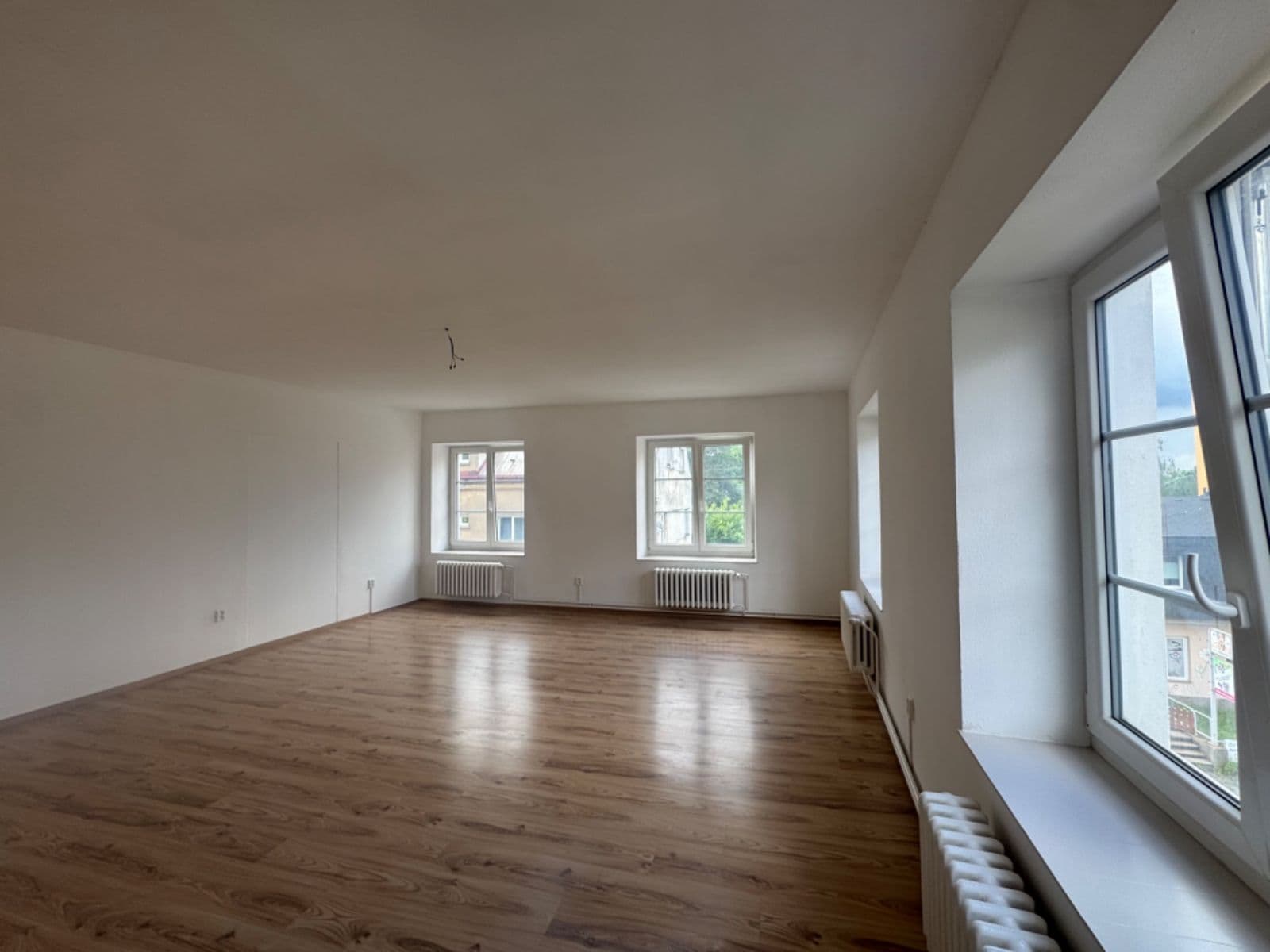 Prenájom bytu 1-izbový 58 m², Na Perštýně, Liberec, Liberecký kraj Prenájom bytu 1-izbový 58 m², Na Perštýně, Liberec, Liberecký kraj