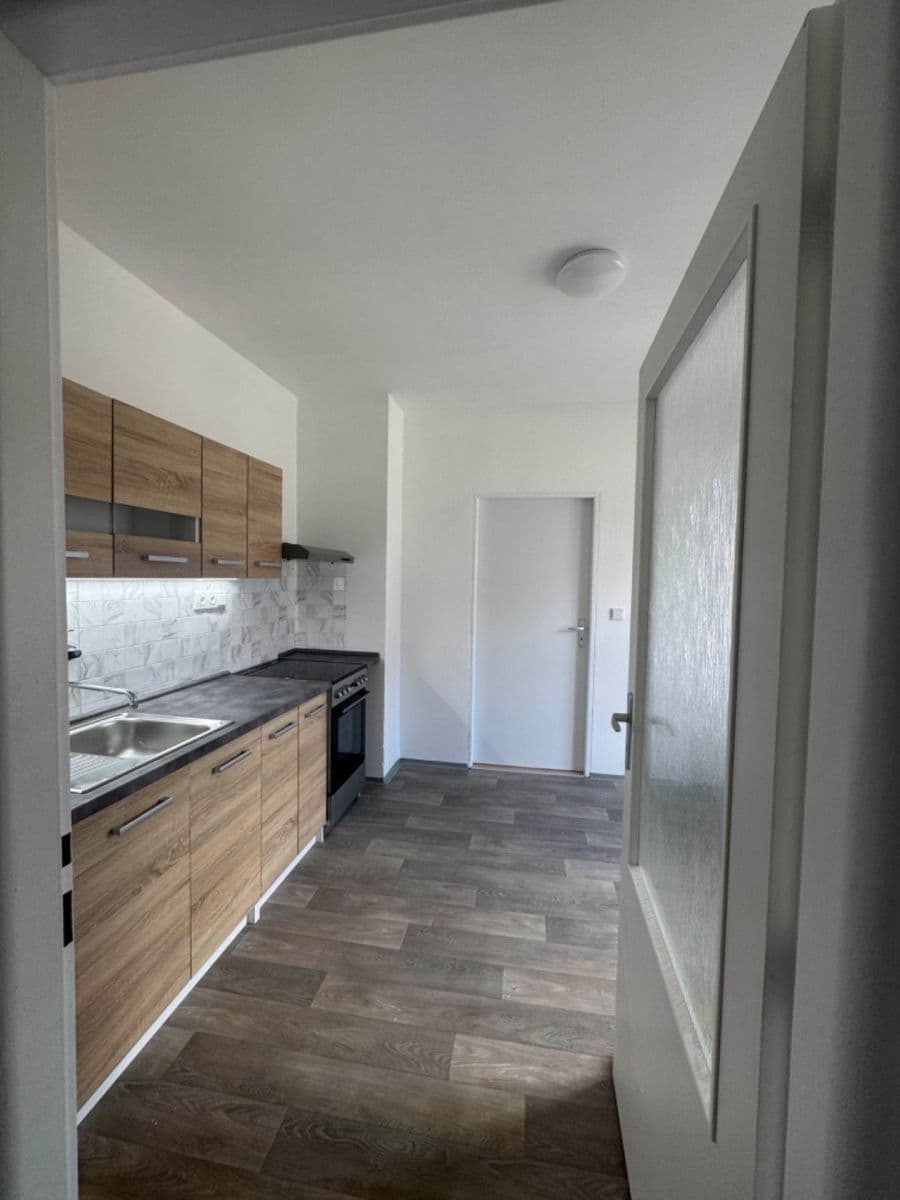 Prenájom bytu 1-izbový 58 m², Na Perštýně, Liberec, Liberecký kraj Prenájom bytu 1-izbový 58 m², Na Perštýně, Liberec, Liberecký kraj