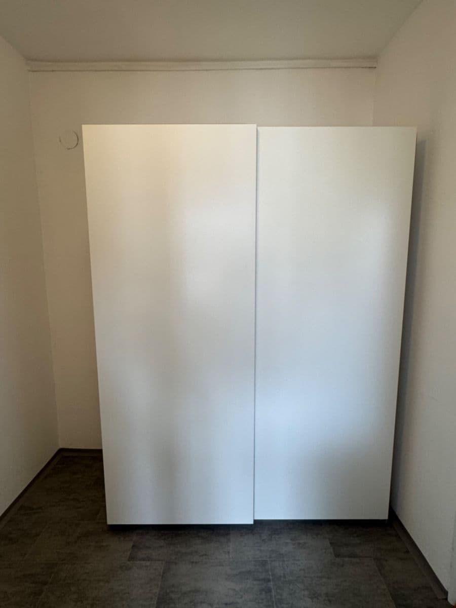 Prenájom bytu 1-izbový 58 m², Na Perštýně, Liberec, Liberecký kraj Prenájom bytu 1-izbový 58 m², Na Perštýně, Liberec, Liberecký kraj