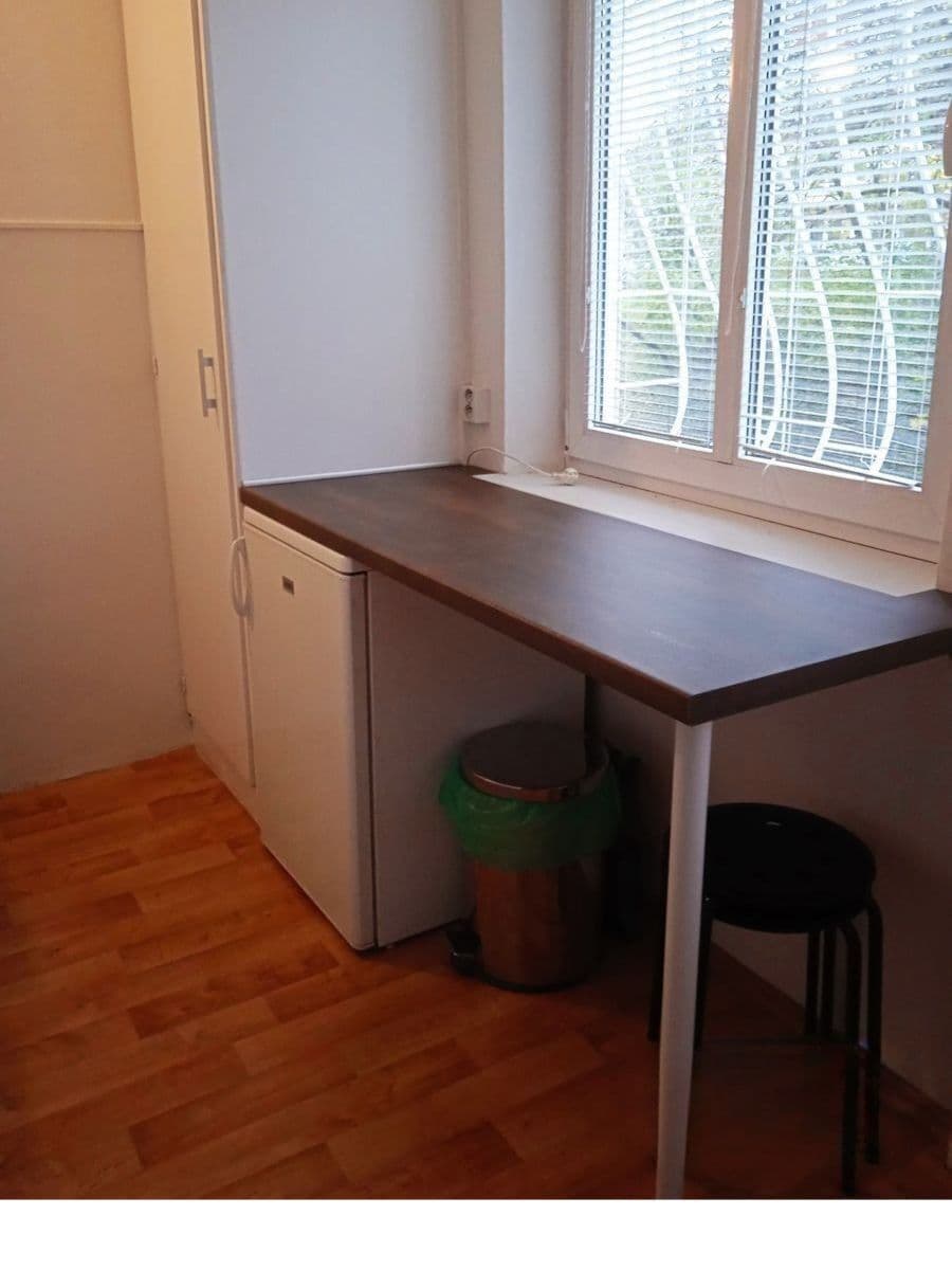 Prenájom bytu 1-izbový 29 m², Svojšovická, Praha, Praha Prenájom bytu 1-izbový 29 m², Svojšovická, Praha, Praha