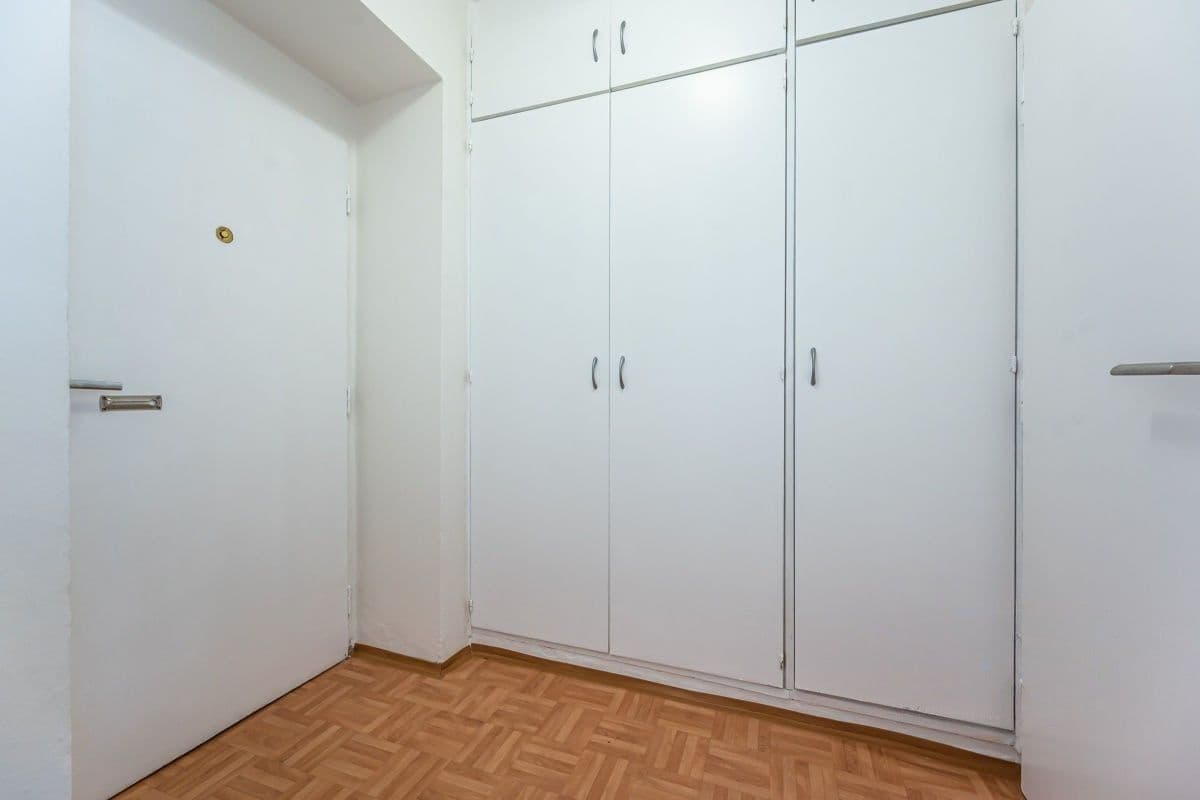 Prenájom bytu 1-izbový 29 m², Svojšovická, Praha, Praha Prenájom bytu 1-izbový 29 m², Svojšovická, Praha, Praha