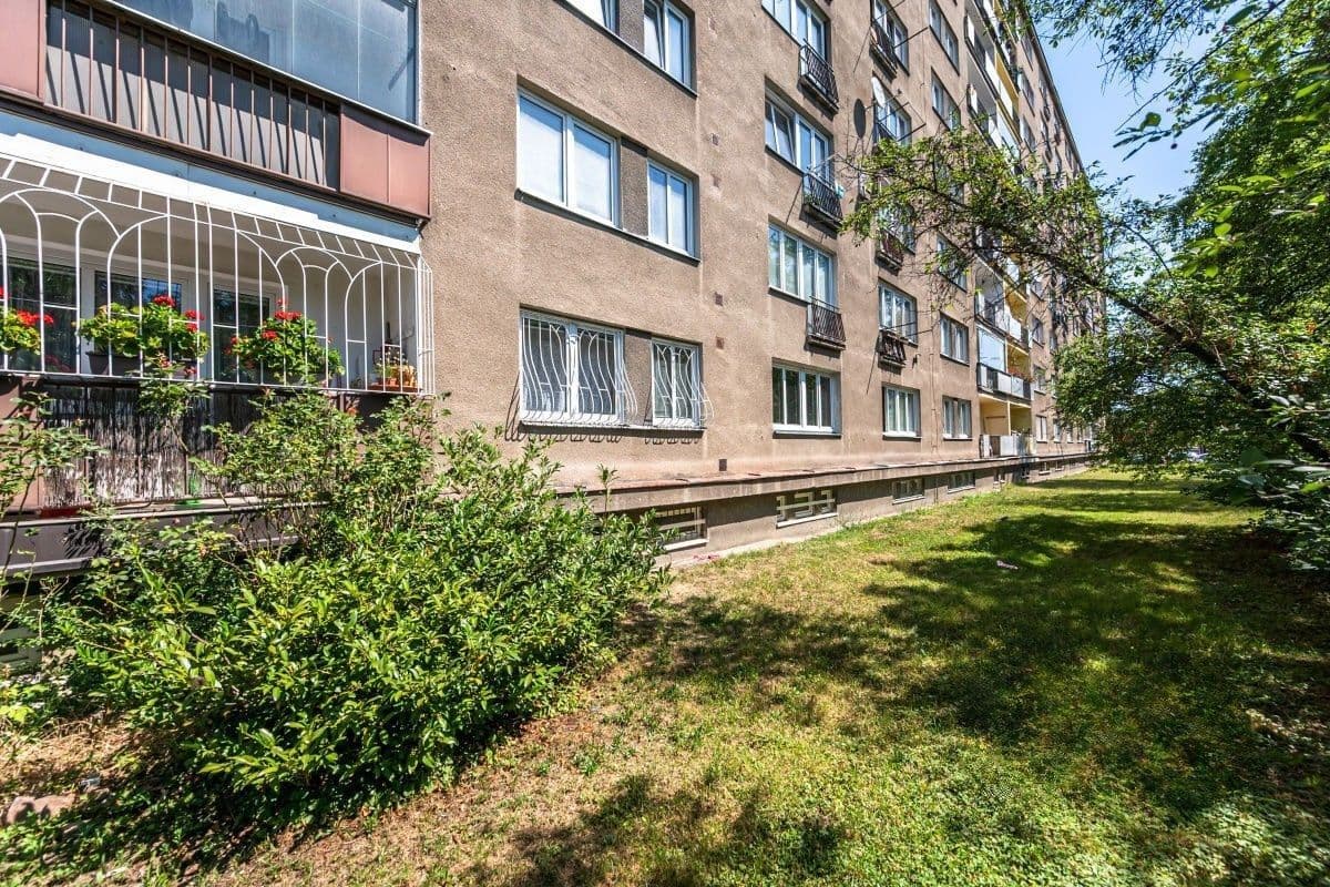 Prenájom bytu 1-izbový 29 m², Svojšovická, Praha, Praha Prenájom bytu 1-izbový 29 m², Svojšovická, Praha, Praha
