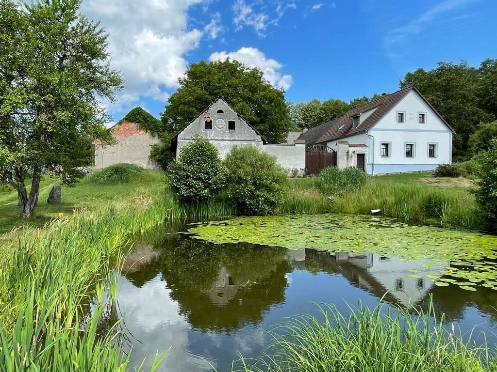 Predaj domu 190 m², pozemek 4.368 m², Horní Pěna, Jihočeský kraj Predaj domu 190 m², pozemek 4.368 m², Horní Pěna, Jihočeský kraj
