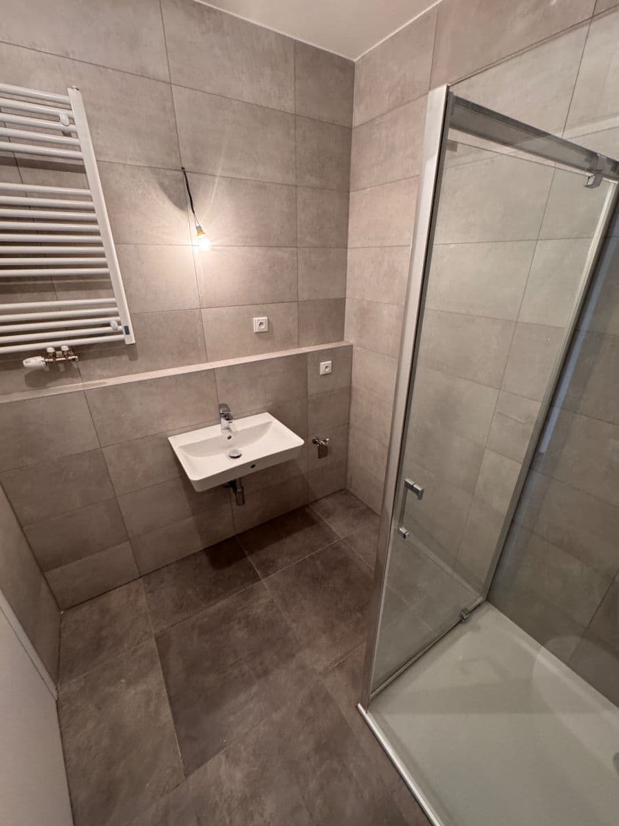 Prenájom bytu 2-izbový 50 m², Malešická, Praha, Praha Prenájom bytu 2-izbový 50 m², Malešická, Praha, Praha
