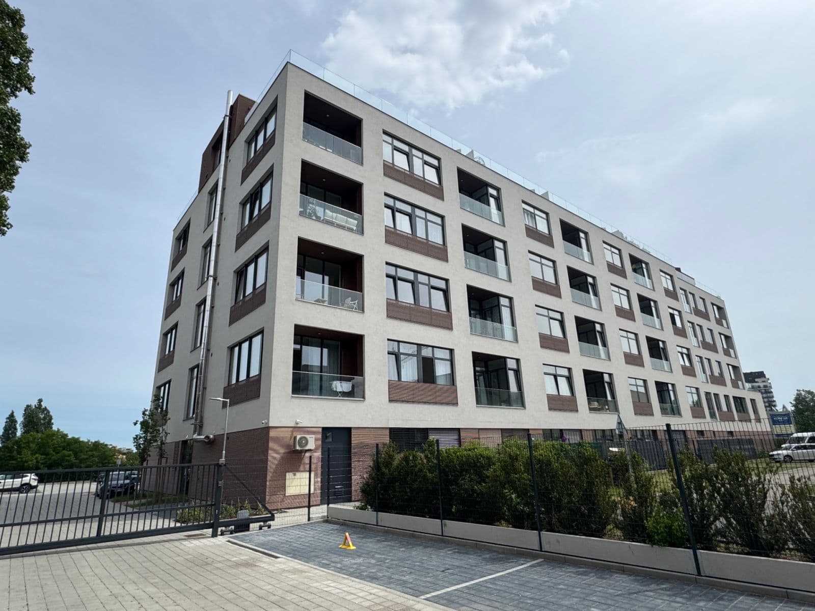 Prenájom bytu 2-izbový 50 m², Malešická, Praha, Praha Prenájom bytu 2-izbový 50 m², Malešická, Praha, Praha