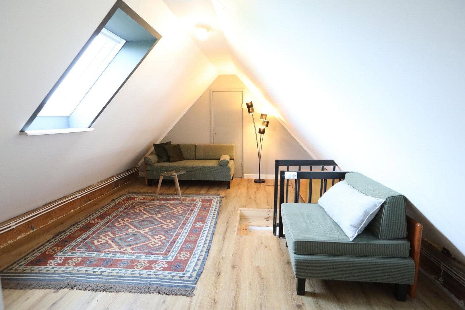 Predaj domu 180 m², pozemek 1.502 m², Aventoft, Šlezvicko-Holštajnsko Predaj domu 180 m², pozemek 1.502 m², Aventoft, Šlezvicko-Holštajnsko