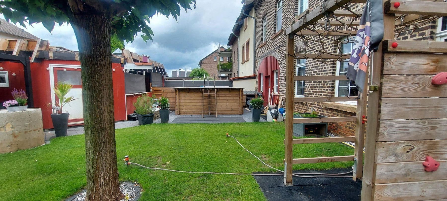 Predaj domu 200 m², pozemek 397 m², Euskirchen, Severné Porýnie - Westfálsko Predaj domu 200 m², pozemek 397 m², Euskirchen, Severné Porýnie - Westfálsko
