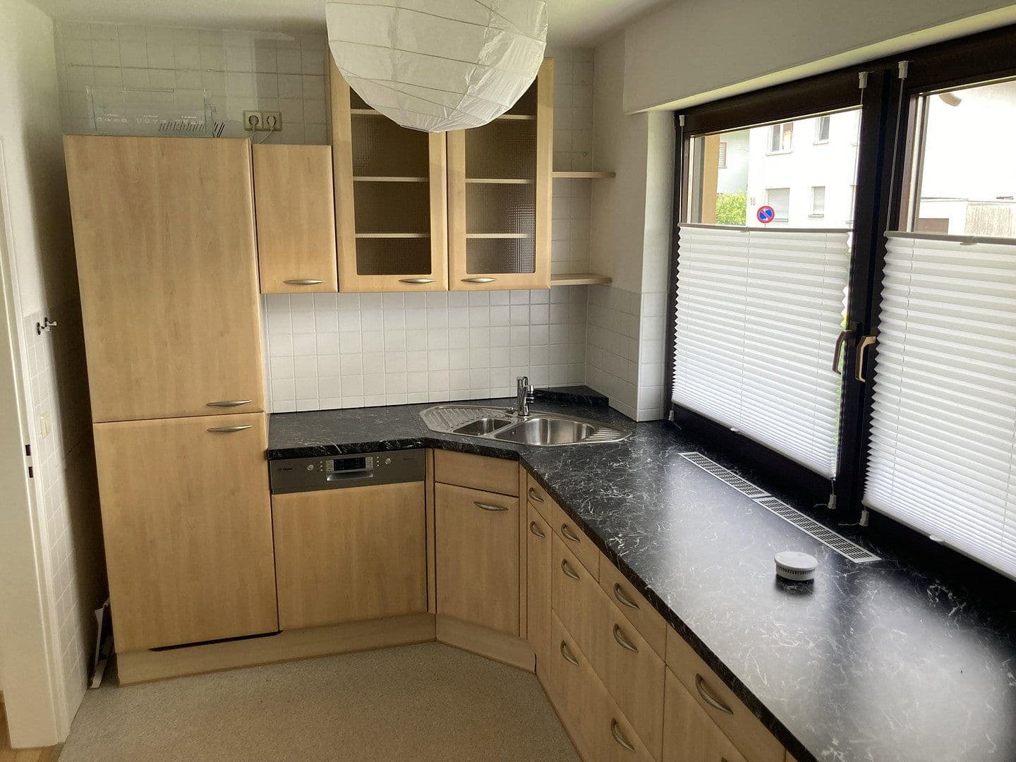 Prenájom bytu 3-izbový 90 m², Bruchsal, Bádensko-Wurttembersko Prenájom bytu 3-izbový 90 m², Bruchsal, Bádensko-Wurttembersko
