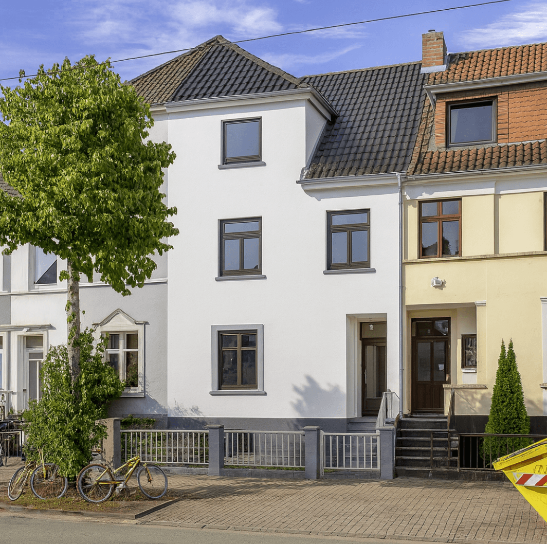 Prenájom domu 229 m², pozemek 300 m², Langemarckstr. 303, Bremen, Brémy Prenájom domu 229 m², pozemek 300 m², Langemarckstr. 303, Bremen, Brémy
