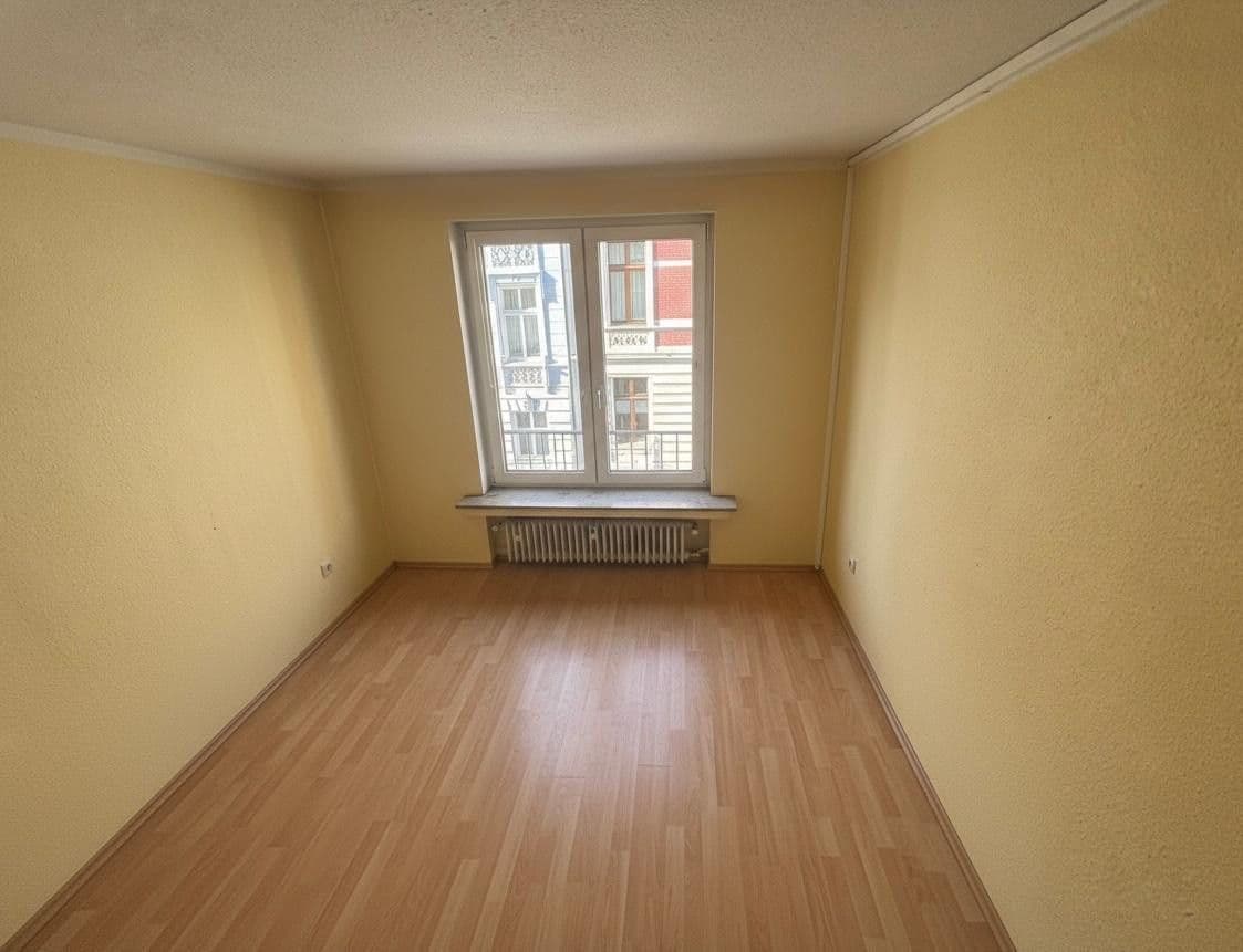 Prenájom bytu 5-izbový 120 m², Froweinstraße 16, Wuppertal, Severné Porýnie - Westfálsko Prenájom bytu 5-izbový 120 m², Froweinstraße 16, Wuppertal, Severné Porýnie - Westfálsko