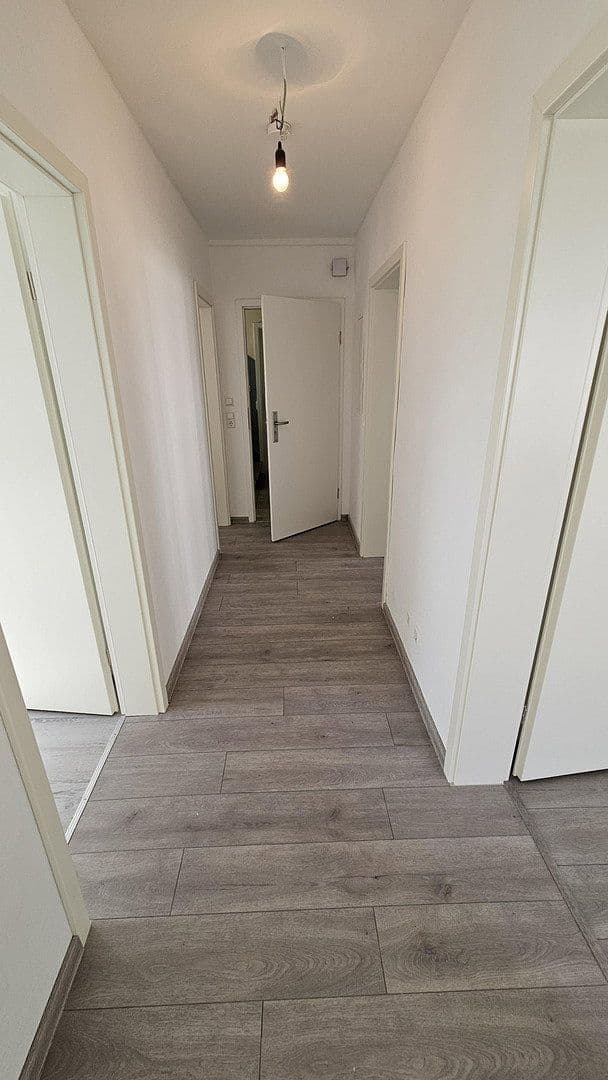 Prenájom bytu 3-izbový 59 m², Eutighofer Straße 22, Schwäbisch Gmünd, Bádensko-Wurttembersko Prenájom bytu 3-izbový 59 m², Eutighofer Straße 22, Schwäbisch Gmünd, Bádensko-Wurttembersko