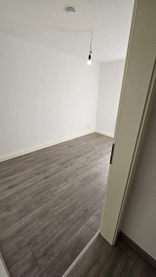Prenájom bytu 3-izbový 59 m², Eutighofer Straße 22, Schwäbisch Gmünd, Bádensko-Wurttembersko Prenájom bytu 3-izbový 59 m², Eutighofer Straße 22, Schwäbisch Gmünd, Bádensko-Wurttembersko