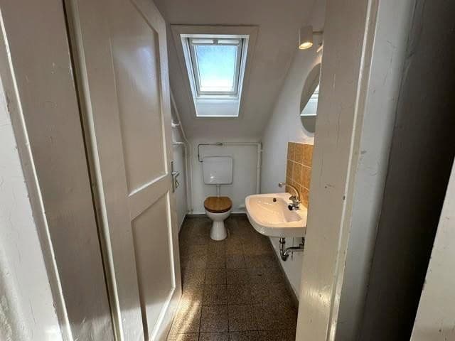 Prenájom bytu 1-izbový 18 m², Dillmannstr. 12, Stuttgart, Bádensko-Wurttembersko Prenájom bytu 1-izbový 18 m², Dillmannstr. 12, Stuttgart, Bádensko-Wurttembersko