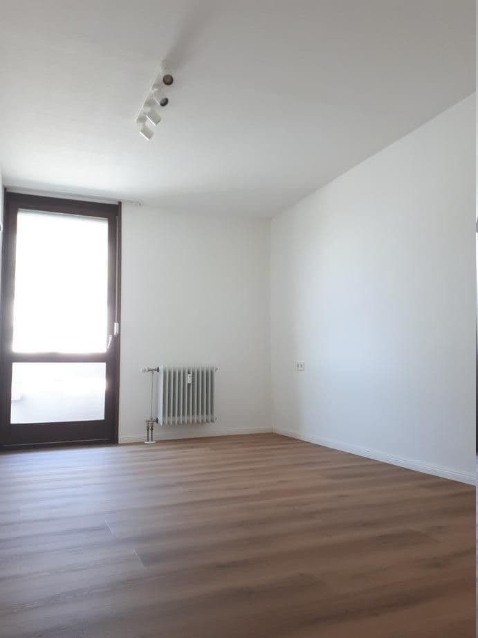 Predaj bytu 3-izbový 111 m², Leonberg, Bádensko-Wurttembersko Predaj bytu 3-izbový 111 m², Leonberg, Bádensko-Wurttembersko