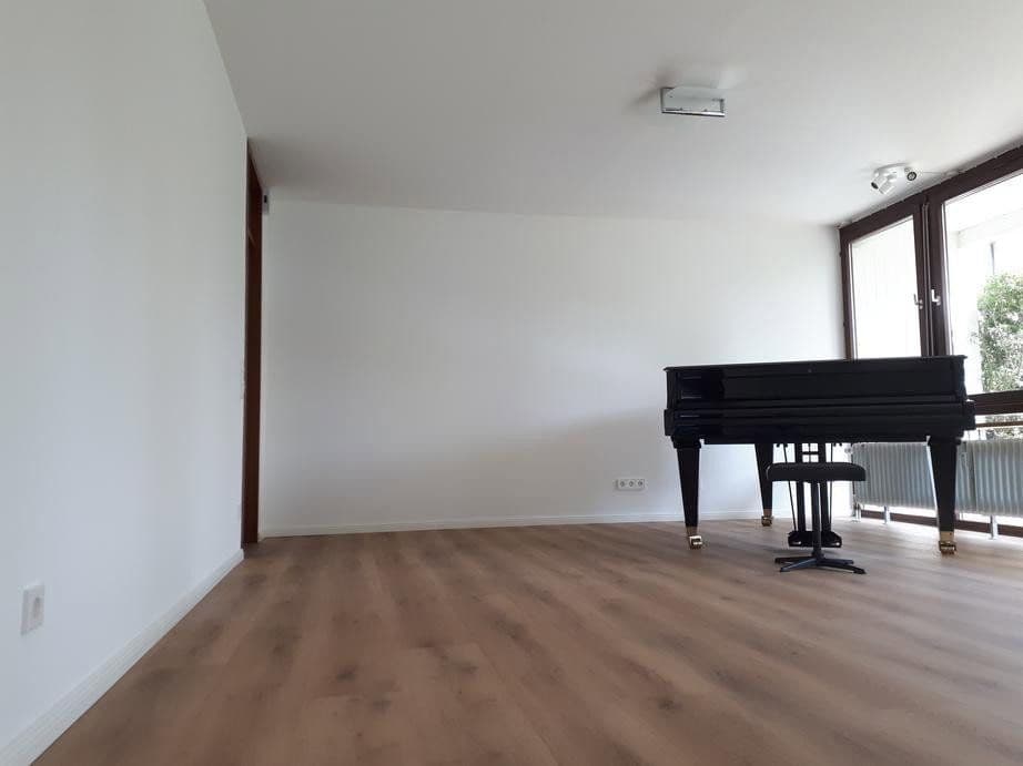 Predaj bytu 3-izbový 111 m², Leonberg, Bádensko-Wurttembersko Predaj bytu 3-izbový 111 m², Leonberg, Bádensko-Wurttembersko