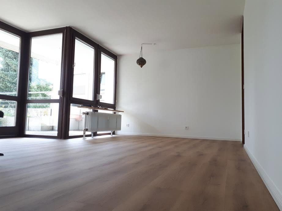 Predaj bytu 3-izbový 111 m², Leonberg, Bádensko-Wurttembersko Predaj bytu 3-izbový 111 m², Leonberg, Bádensko-Wurttembersko