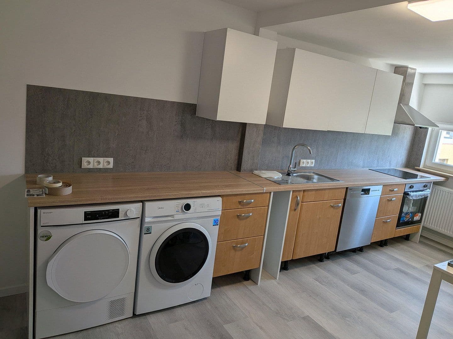 Prenájom bytu 5-izbový 83 m², Zeppelinstraße 42, Mannheim, Bádensko-Wurttembersko Prenájom bytu 5-izbový 83 m², Zeppelinstraße 42, Mannheim, Bádensko-Wurttembersko