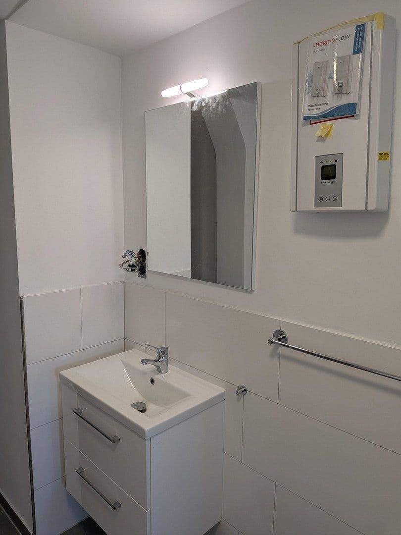 Prenájom bytu 5-izbový 83 m², Zeppelinstraße 42, Mannheim, Bádensko-Wurttembersko Prenájom bytu 5-izbový 83 m², Zeppelinstraße 42, Mannheim, Bádensko-Wurttembersko