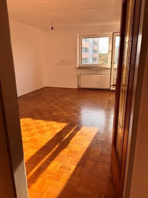 Predaj bytu 3-izbový 75 m², Herriedener Straße 16, Nürnberg, Bavorsko Predaj bytu 3-izbový 75 m², Herriedener Straße 16, Nürnberg, Bavorsko