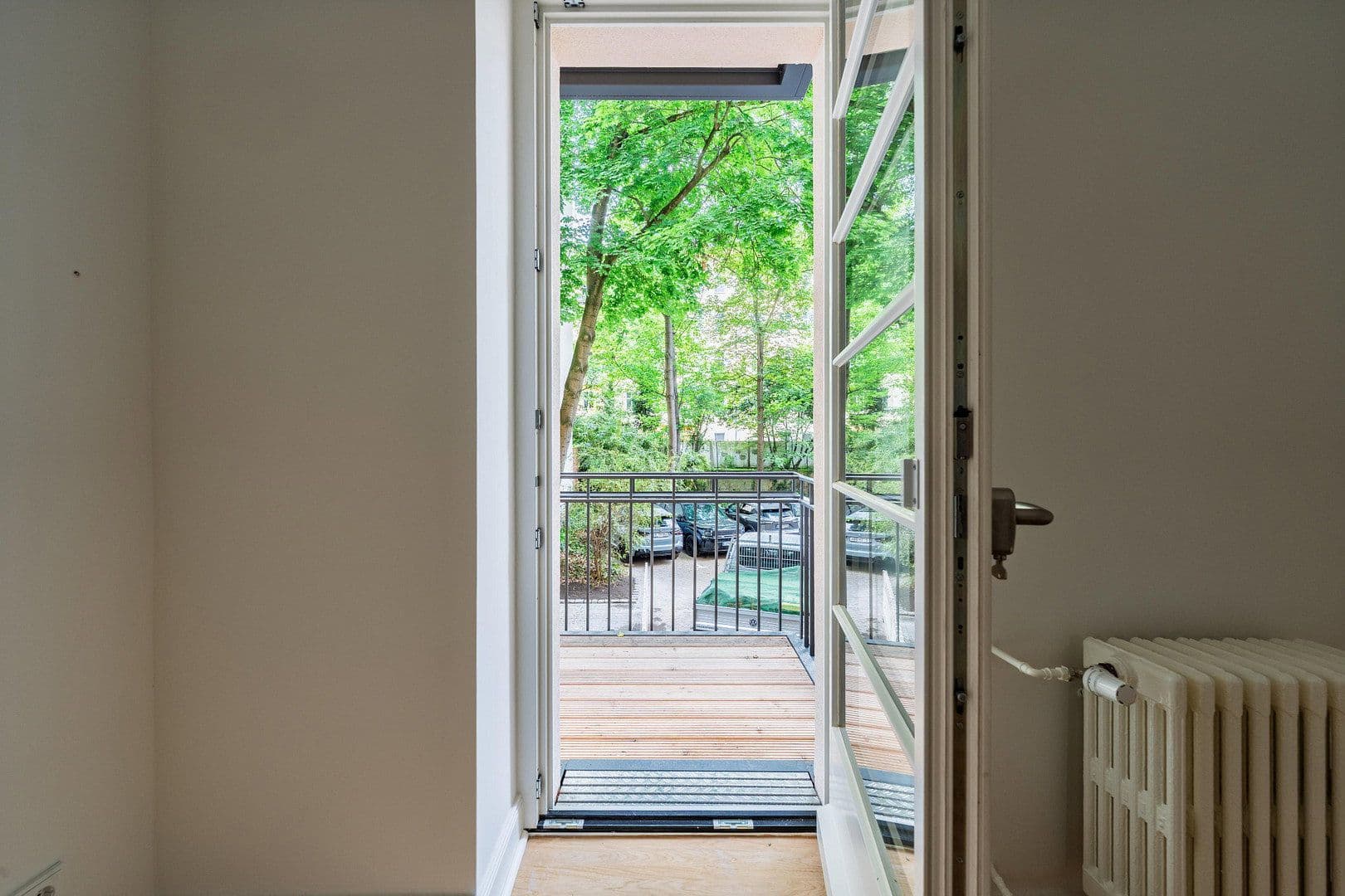 Predaj bytu 4-izbový 128 m², Düsseldorfer Str. 34, Berlin, Berlín Predaj bytu 4-izbový 128 m², Düsseldorfer Str. 34, Berlin, Berlín