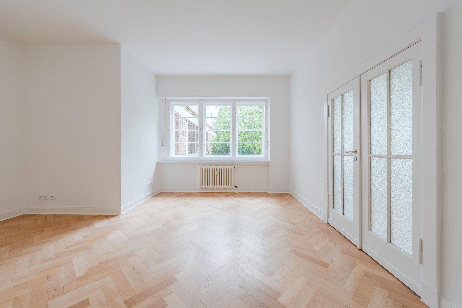 Predaj bytu 4-izbový 128 m², Düsseldorfer Str. 34, Berlin, Berlín Predaj bytu 4-izbový 128 m², Düsseldorfer Str. 34, Berlin, Berlín