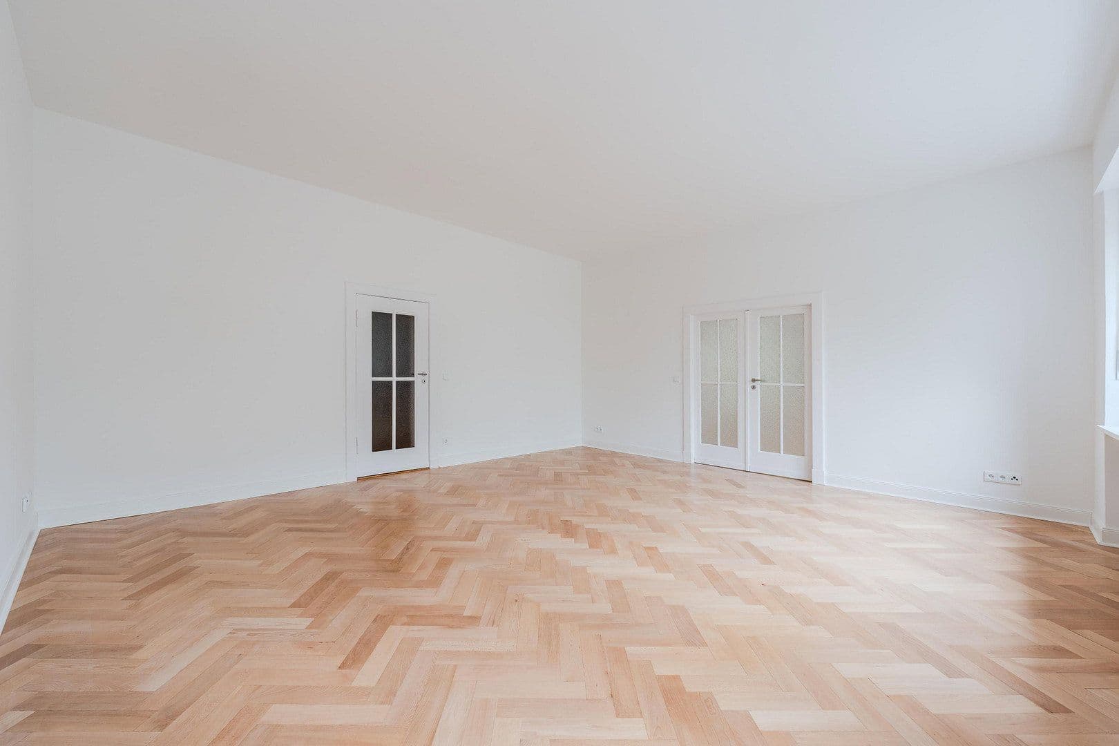 Predaj bytu 4-izbový 128 m², Düsseldorfer Str. 34, Berlin, Berlín Predaj bytu 4-izbový 128 m², Düsseldorfer Str. 34, Berlin, Berlín