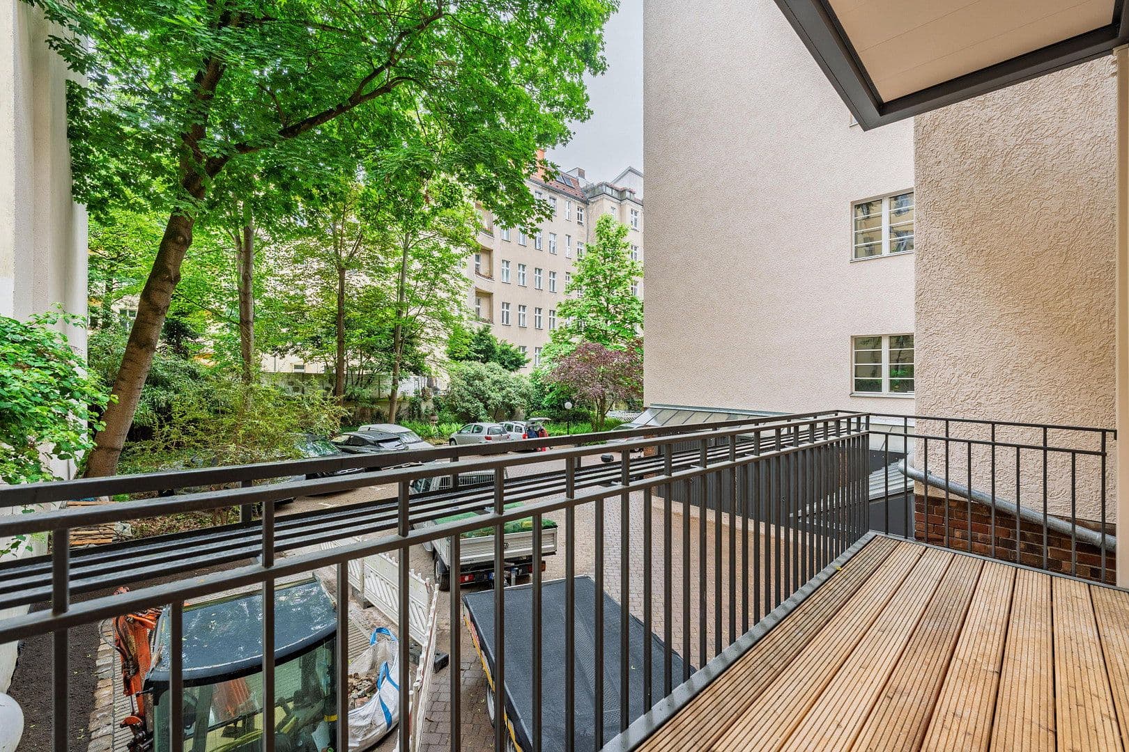 Predaj bytu 4-izbový 128 m², Düsseldorfer Str. 34, Berlin, Berlín Predaj bytu 4-izbový 128 m², Düsseldorfer Str. 34, Berlin, Berlín