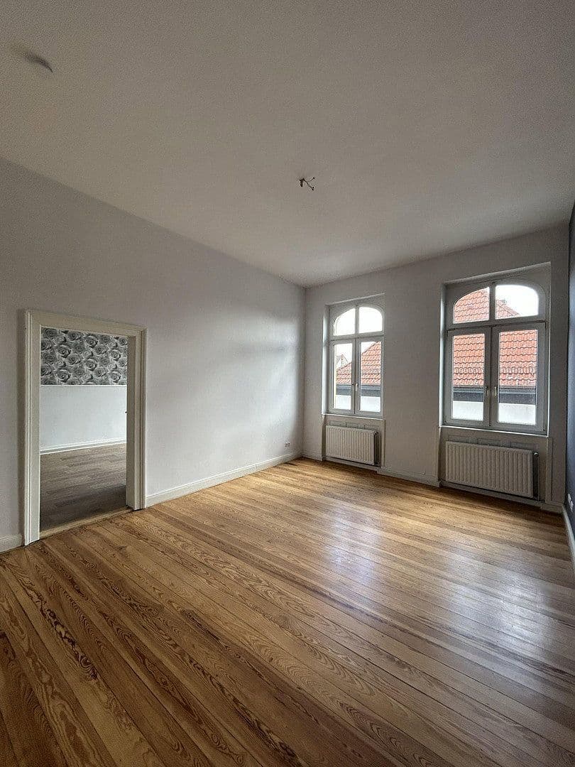 Prenájom bytu 4-izbový 188 m², Friedrichstraße 7, Ludwigshafen, Porýnie-Falcko Prenájom bytu 4-izbový 188 m², Friedrichstraße 7, Ludwigshafen, Porýnie-Falcko
