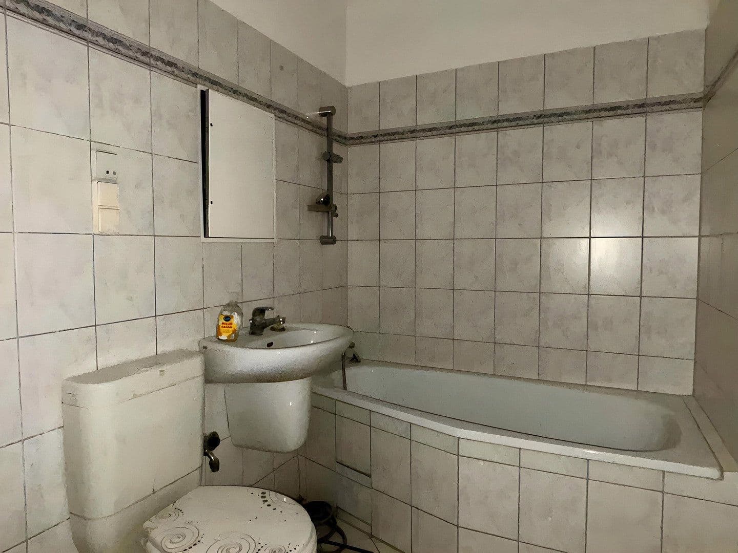 Prenájom bytu 4-izbový 68 m², Kastanienallee 66, Berlin, Berlín Prenájom bytu 4-izbový 68 m², Kastanienallee 66, Berlin, Berlín