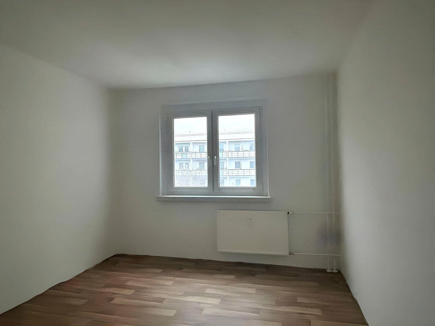 Prenájom bytu 4-izbový 68 m², Kastanienallee 66, Berlin, Berlín Prenájom bytu 4-izbový 68 m², Kastanienallee 66, Berlin, Berlín