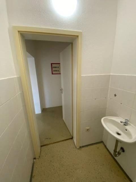 Prenájom bytu 4-izbový 110 m², Eisfelder Straße 34, Neustadt bei Coburg, Bavorsko Prenájom bytu 4-izbový 110 m², Eisfelder Straße 34, Neustadt bei Coburg, Bavorsko