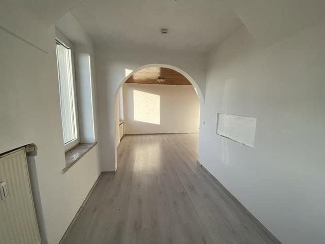 Prenájom bytu 4-izbový 110 m², Eisfelder Straße 34, Neustadt bei Coburg, Bavorsko Prenájom bytu 4-izbový 110 m², Eisfelder Straße 34, Neustadt bei Coburg, Bavorsko