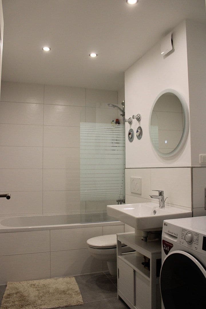 Prenájom bytu 2-izbový 73 m², S 6, 29, Mannheim, Bádensko-Wurttembersko Prenájom bytu 2-izbový 73 m², S 6, 29, Mannheim, Bádensko-Wurttembersko