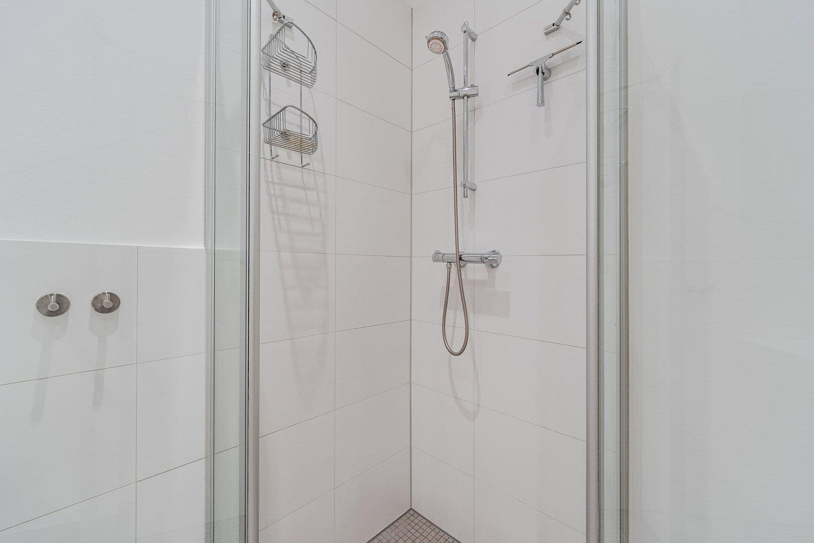 Predaj bytu 4-izbový 118 m², Düsseldorfer Str. 14, Berlin, Berlín Predaj bytu 4-izbový 118 m², Düsseldorfer Str. 14, Berlin, Berlín