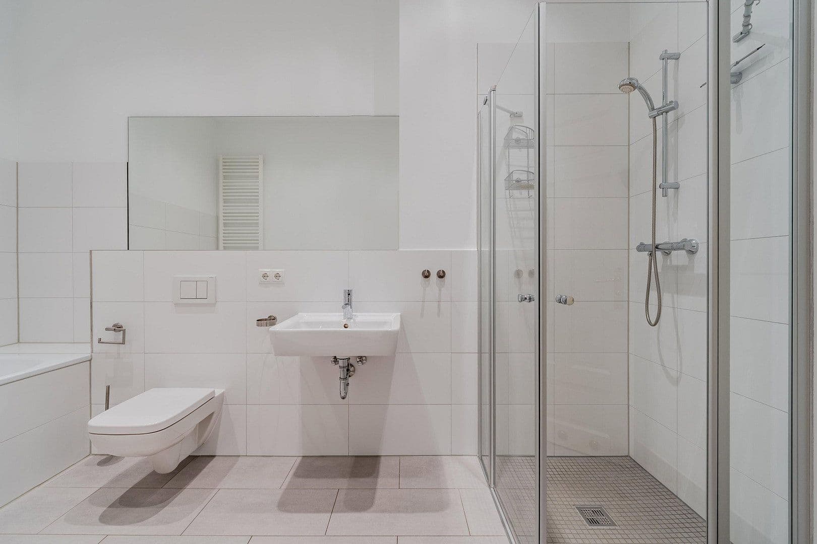 Predaj bytu 4-izbový 118 m², Düsseldorfer Str. 14, Berlin, Berlín Predaj bytu 4-izbový 118 m², Düsseldorfer Str. 14, Berlin, Berlín