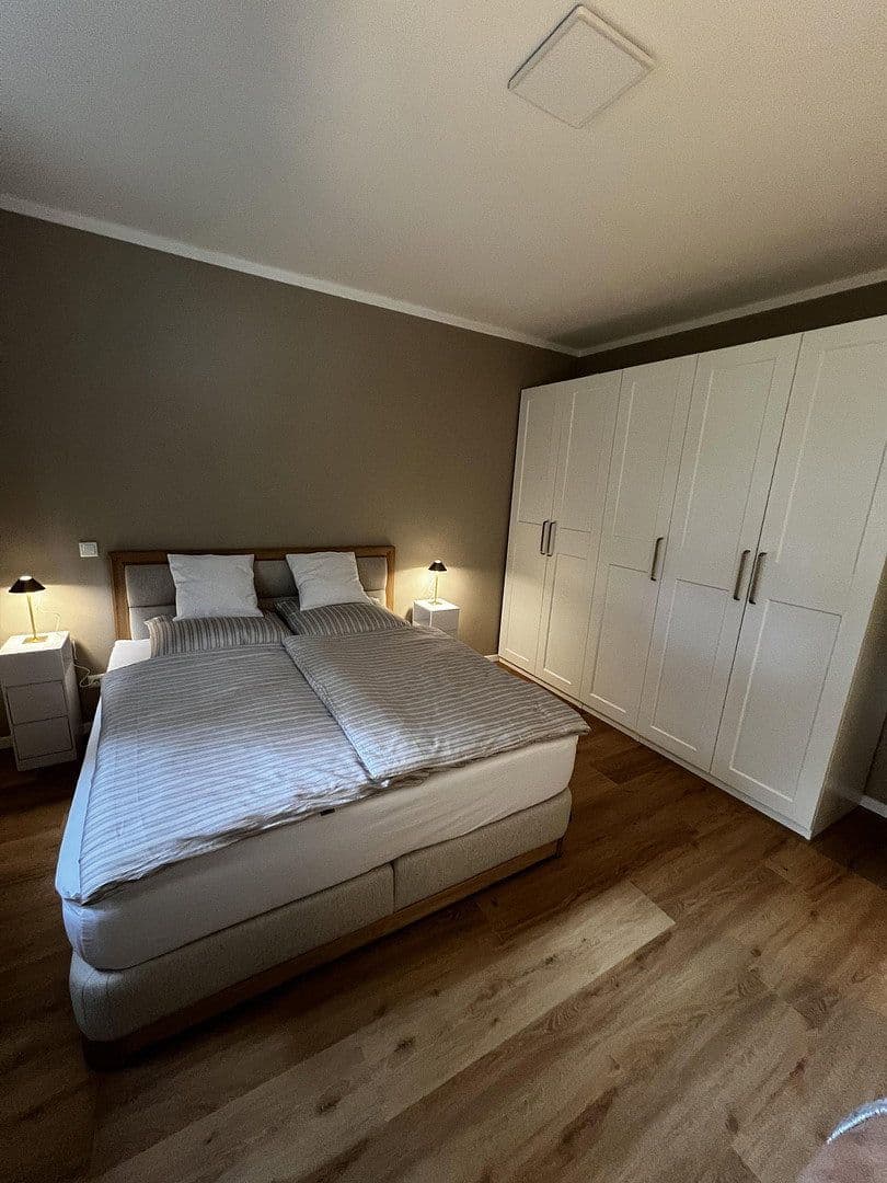 Prenájom bytu 2-izbový 56 m², Berlin, Berlín Prenájom bytu 2-izbový 56 m², Berlin, Berlín