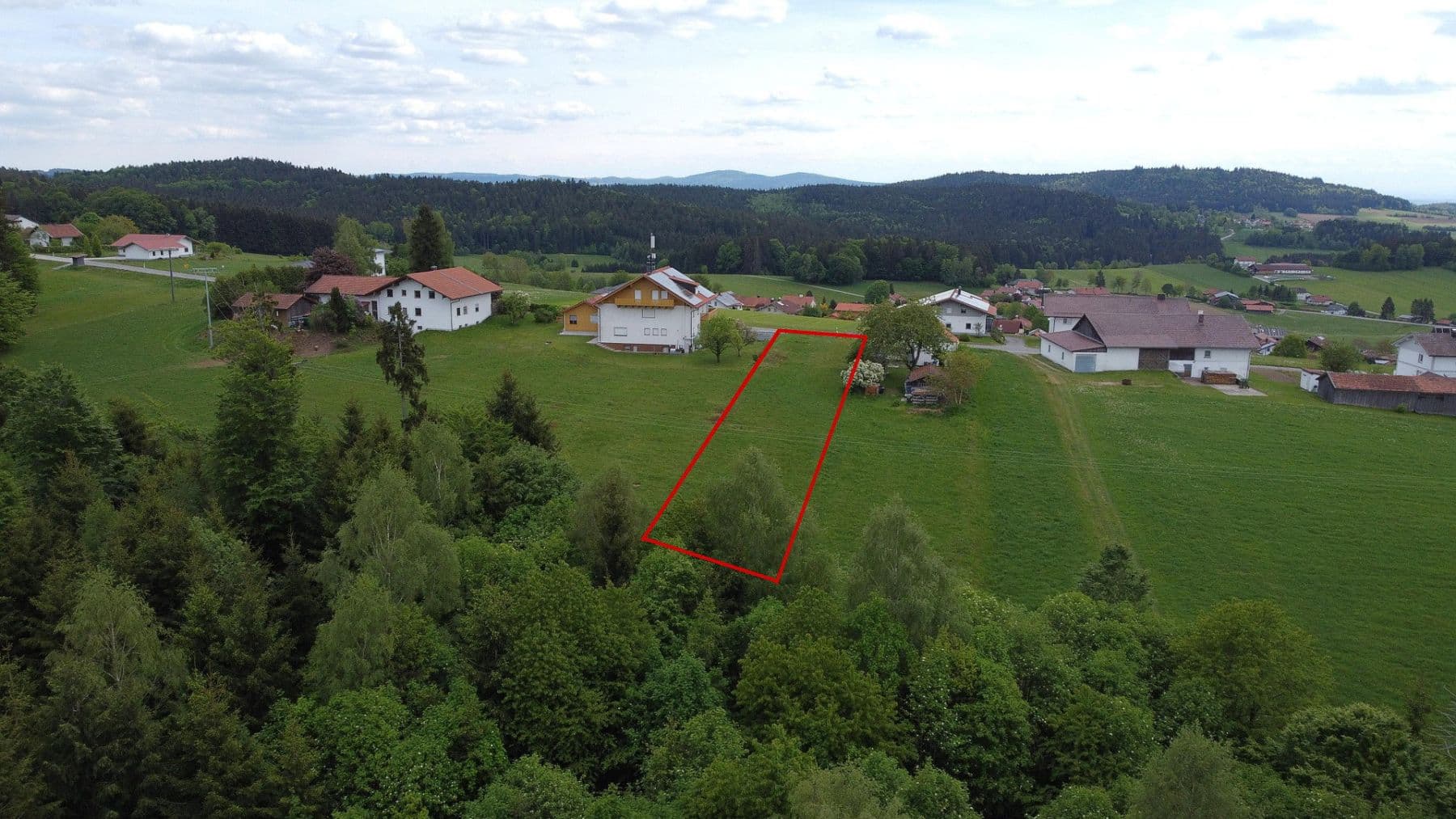 Predaj pozemku 1.390 m², Herzogsreuter Straße 51a, Hinterschmiding, Bavorsko Predaj pozemku 1.390 m², Herzogsreuter Straße 51a, Hinterschmiding, Bavorsko