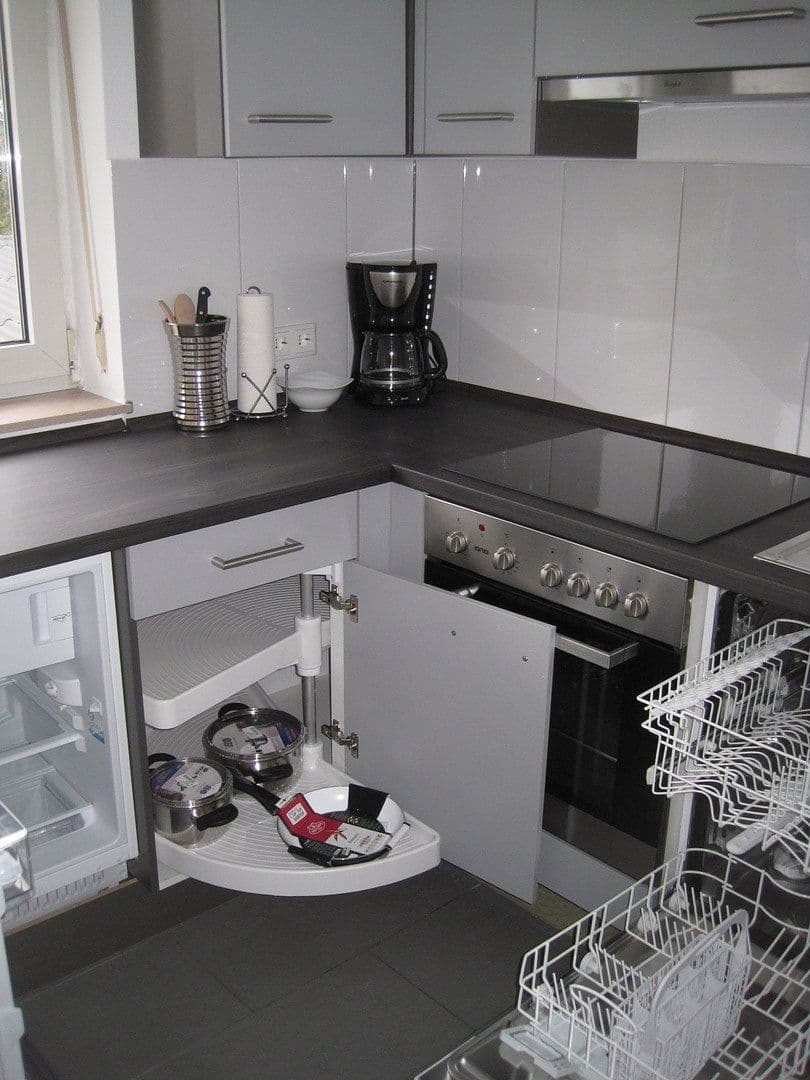 Prenájom bytu 1-izbový 43 m², Schwarzwaldstr. 40, Frankfurt, Hesensko Prenájom bytu 1-izbový 43 m², Schwarzwaldstr. 40, Frankfurt, Hesensko