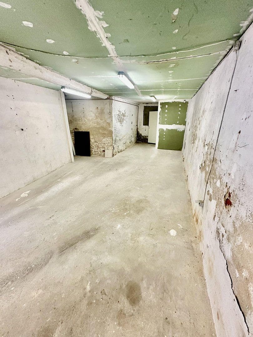 Prenájom nebytového priestoru 100 m², Braunschweig, Dolné Sasko Prenájom nebytového priestoru 100 m², Braunschweig, Dolné Sasko
