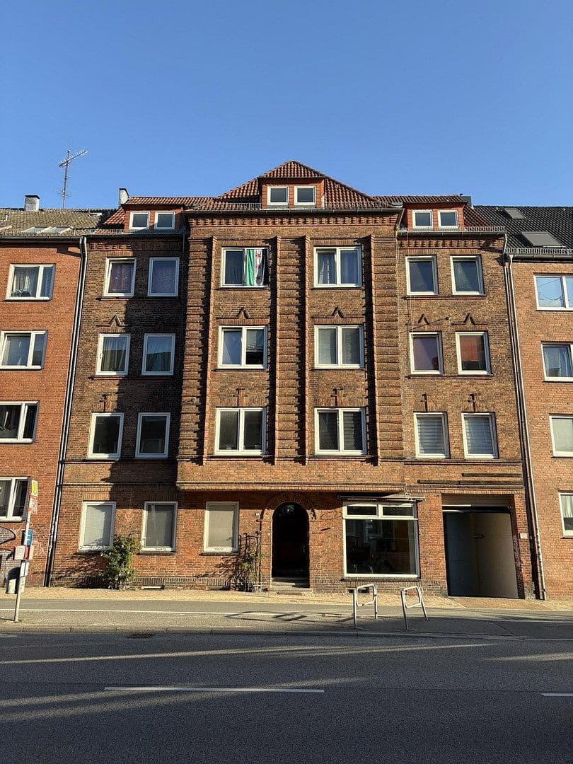 Prenájom bytu 3-izbový 80 m², Hamburger Chaussee 38, kiel, Šlezvicko-Holštajnsko Prenájom bytu 3-izbový 80 m², Hamburger Chaussee 38, kiel, Šlezvicko-Holštajnsko
