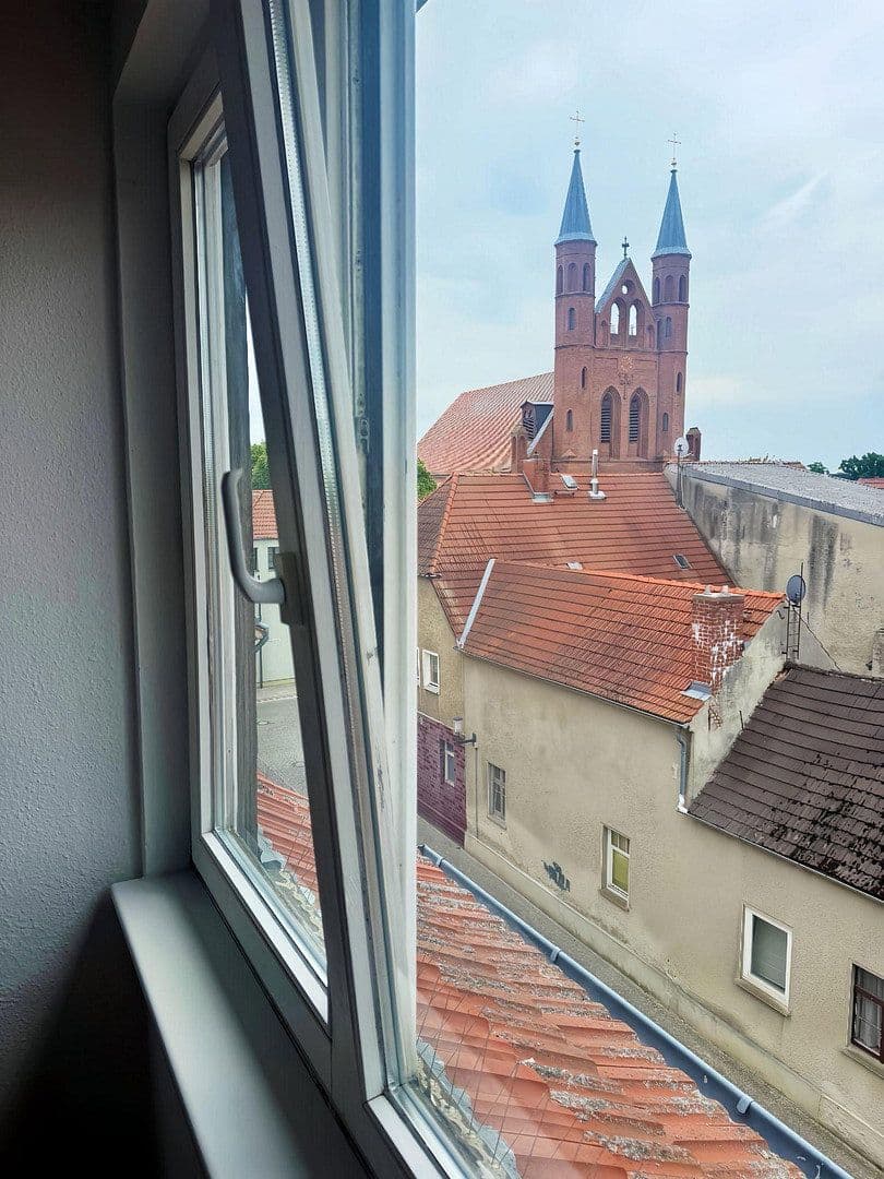 Prenájom bytu 4-izbový 82 m², Bahnhofstraße 2, Kyritz, Brandenbursko Prenájom bytu 4-izbový 82 m², Bahnhofstraße 2, Kyritz, Brandenbursko