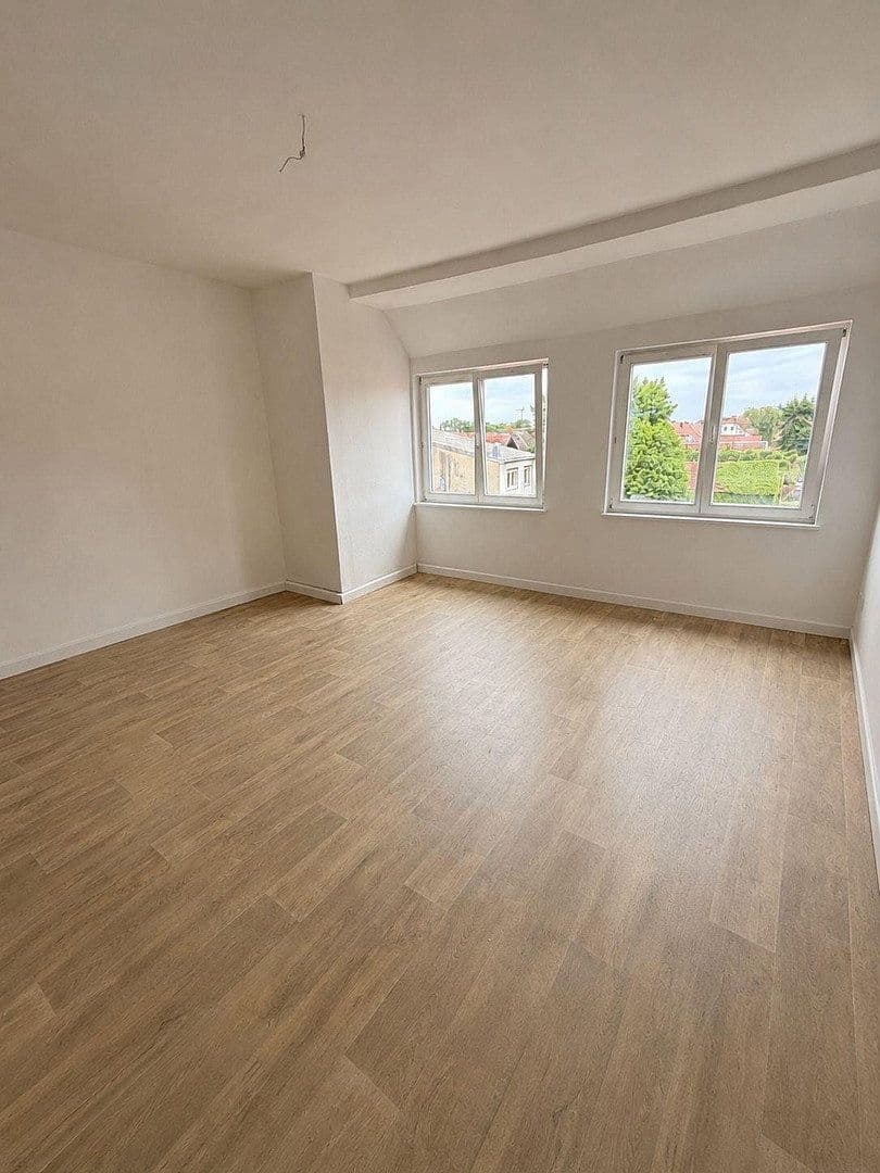 Prenájom bytu 4-izbový 82 m², Bahnhofstraße 2, Kyritz, Brandenbursko Prenájom bytu 4-izbový 82 m², Bahnhofstraße 2, Kyritz, Brandenbursko