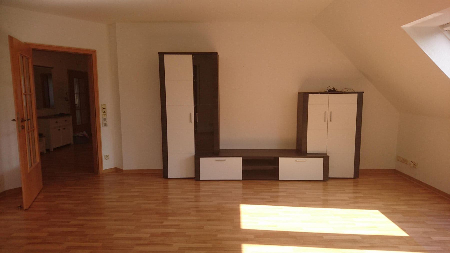 Prenájom bytu 5-izbový 135 m², Lotjeweg 37, Bremerhaven, Brémy Prenájom bytu 5-izbový 135 m², Lotjeweg 37, Bremerhaven, Brémy